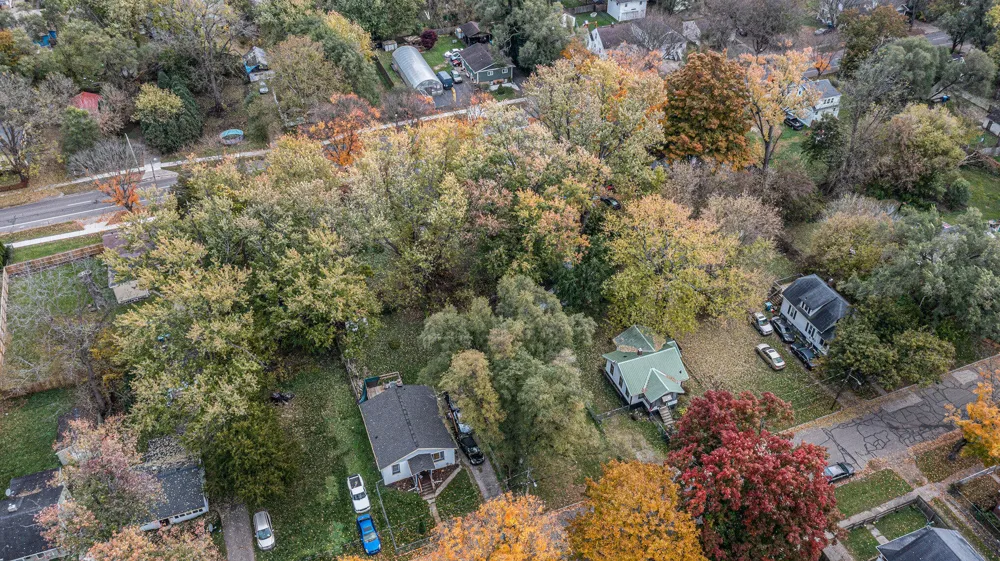 1628 Princeton Avenue Kalamazoo, MI 49007