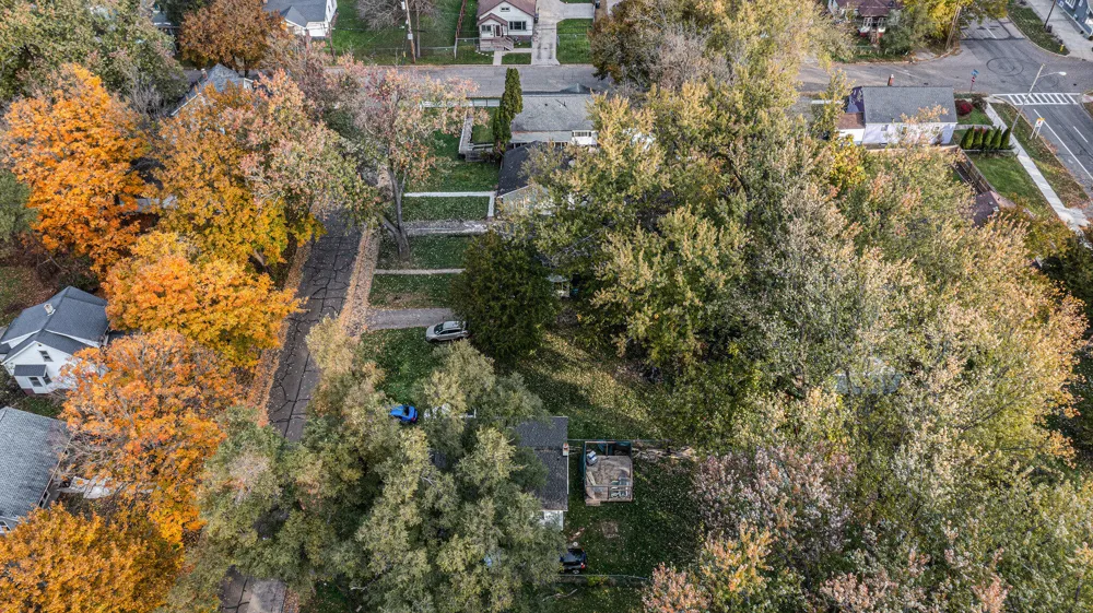 1628 Princeton Avenue Kalamazoo, MI 49007