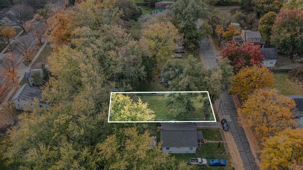1628 Princeton Avenue Kalamazoo, MI 49007