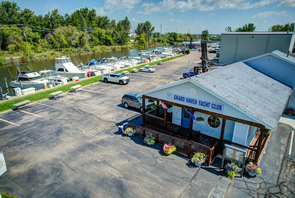 66 Wharfside Grand Haven, MI 49417