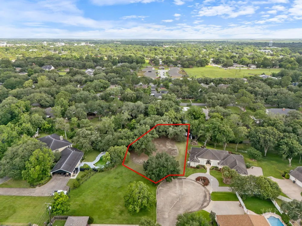 4 Stoneybrook Lane Bay City, TX 77414
