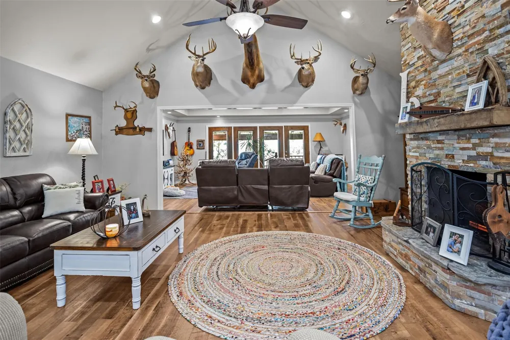 144 Redbud Circle Crockett, TX 75835
