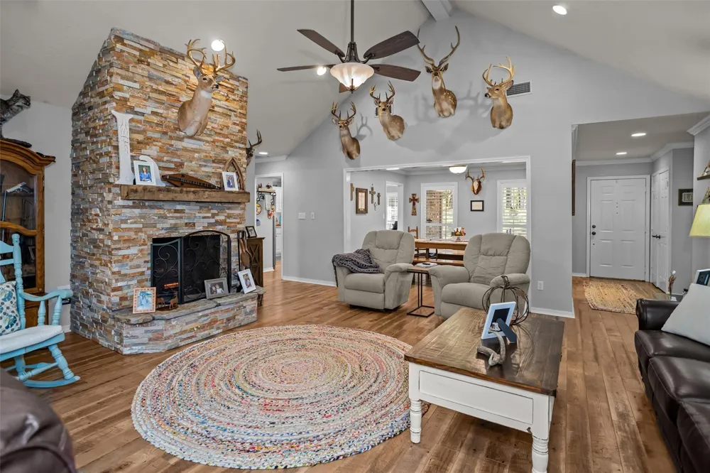 144 Redbud Circle Crockett, TX 75835