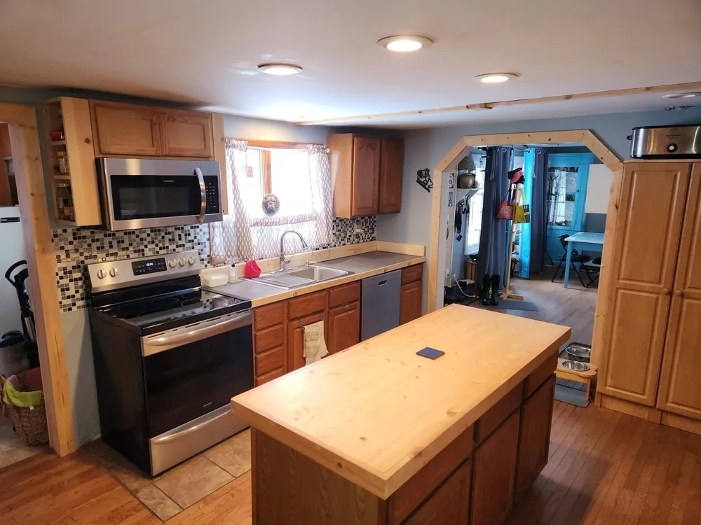 5611 NE East Shore Drive Coldsprings Township, MI 49646