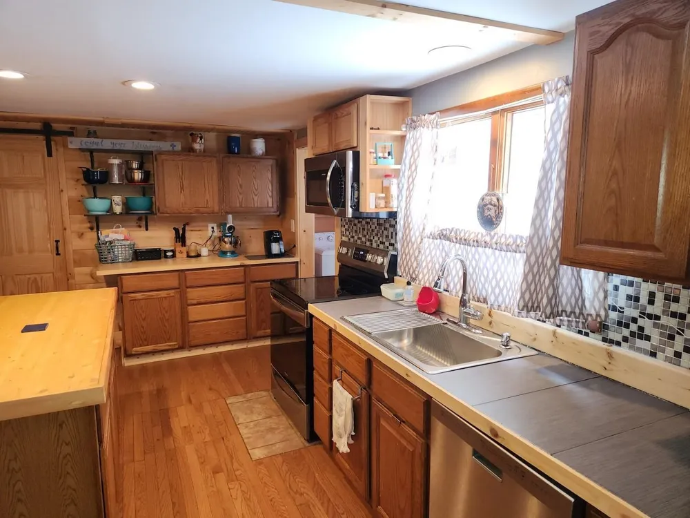5611 NE East Shore Drive Coldsprings Township, MI 49646