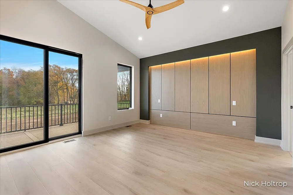 312 Ottogan Hills Court Jamestown Charter Township, MI 49323