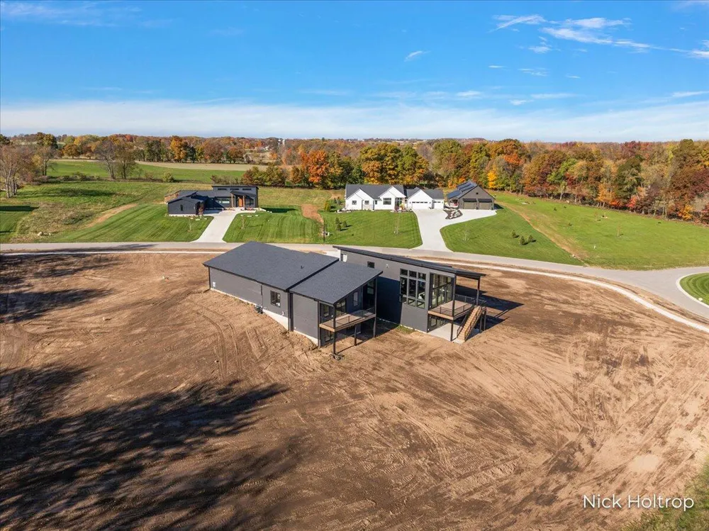 312 Ottogan Hills Court Jamestown Charter Township, MI 49323