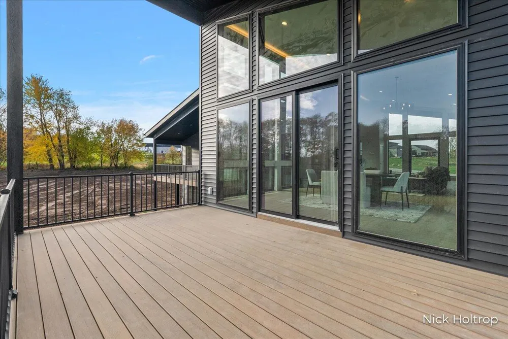 312 Ottogan Hills Court Jamestown Charter Township, MI 49323