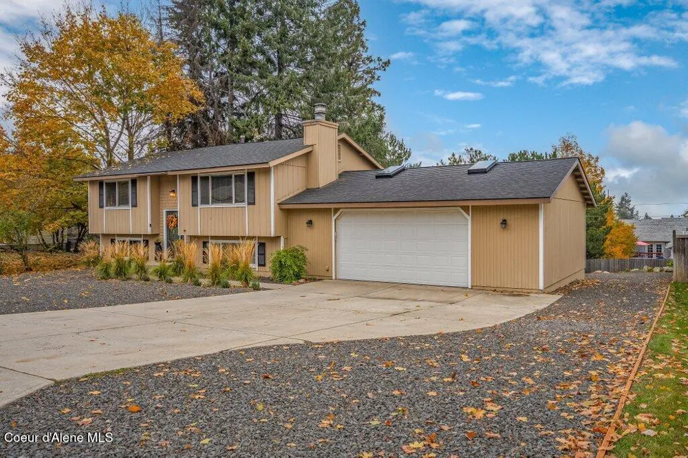 3219 E 19TH AVENUE Spokane, WA 99223