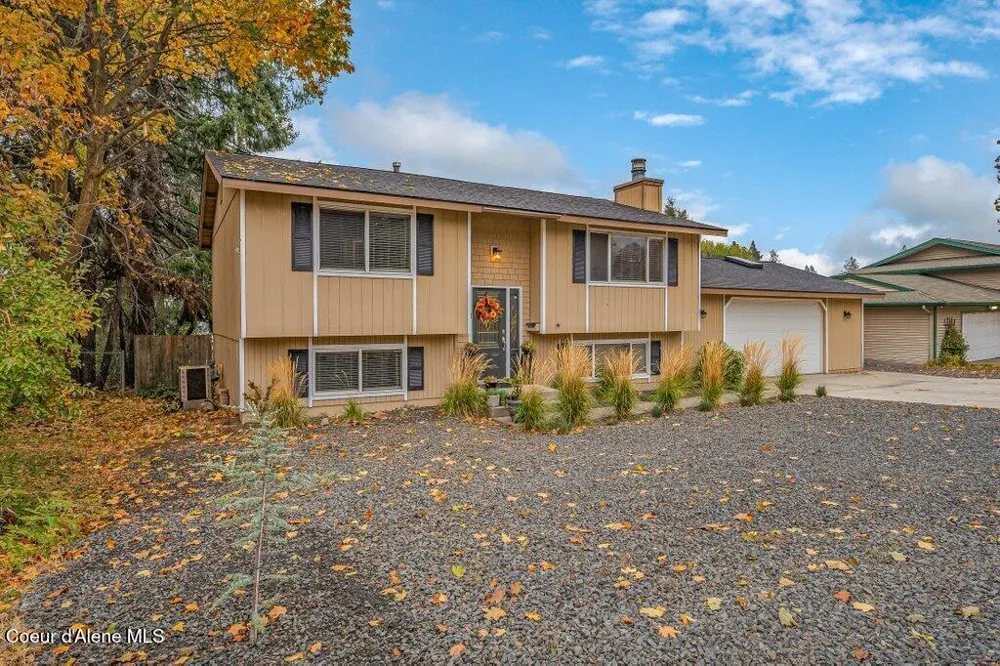 3219 E 19TH AVENUE Spokane, WA 99223
