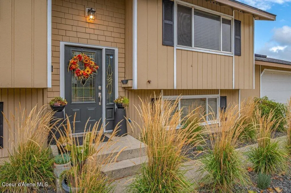 3219 E 19TH AVENUE Spokane, WA 99223