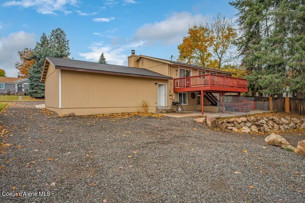 3219 E 19TH AVENUE Spokane, WA 99223
