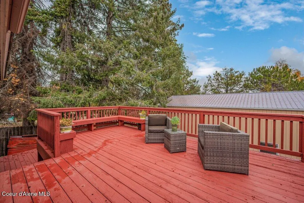 3219 E 19TH AVENUE Spokane, WA 99223