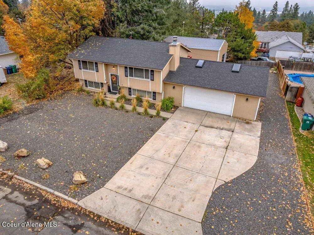 3219 E 19TH AVENUE Spokane, WA 99223