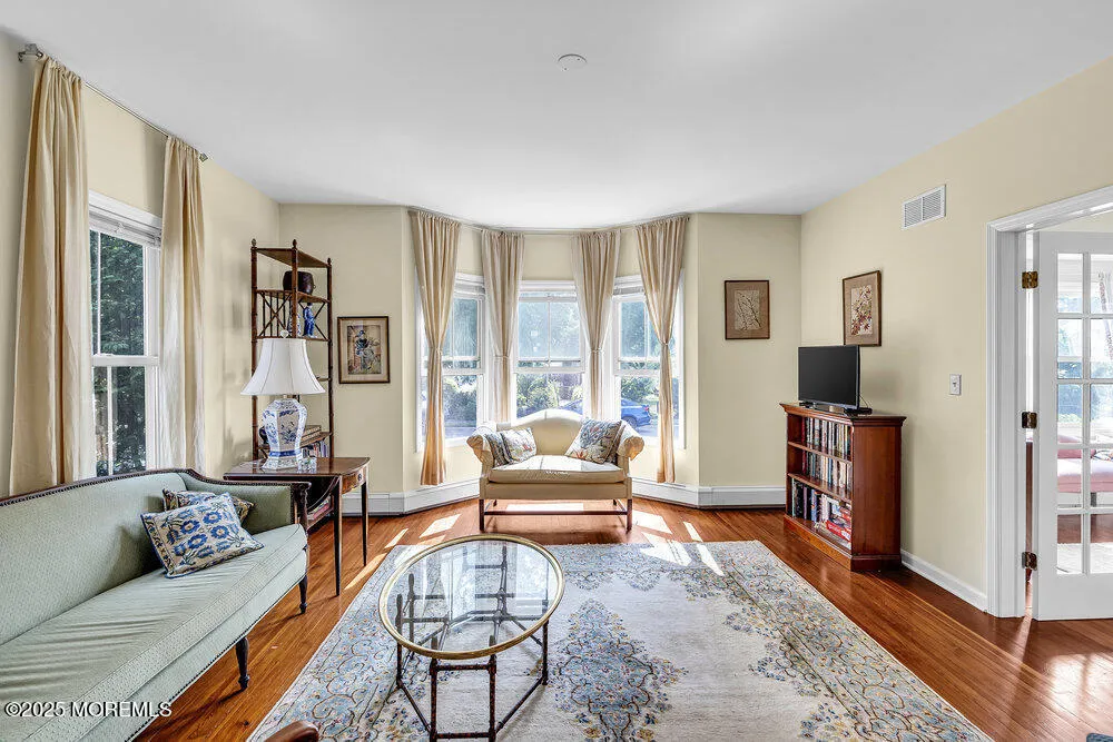 600 St Clair Avenue Spring Lake Heights, NJ 07762