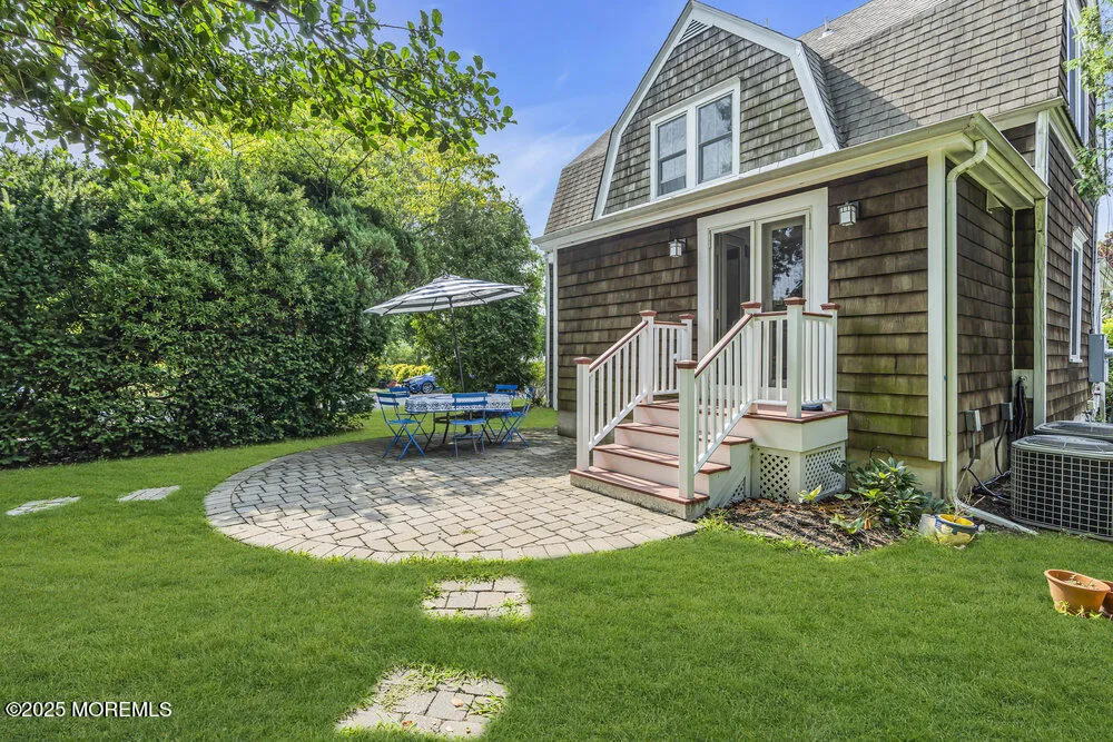 600 St Clair Avenue Spring Lake Heights, NJ 07762