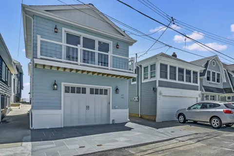 420 1st Avenue