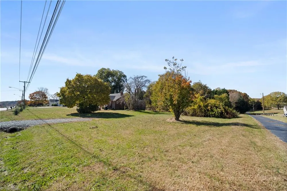 610 Meadowlark Drive Winston-Salem, NC 27106