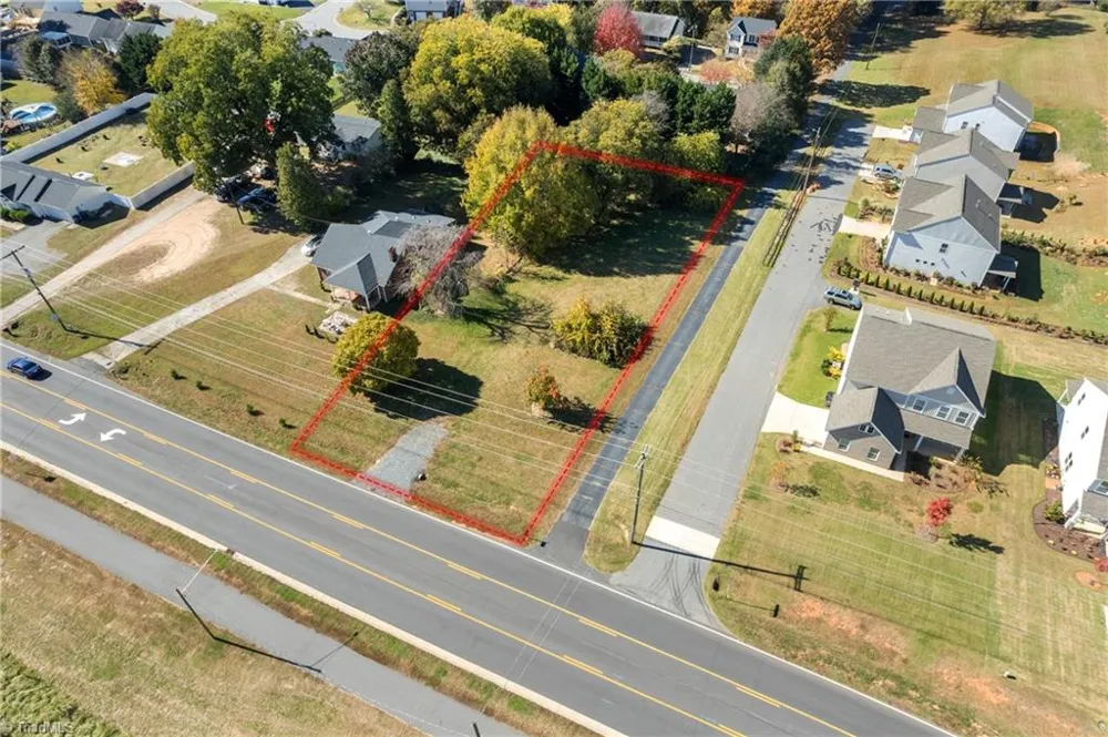 610 Meadowlark Drive Winston-Salem, NC 27106