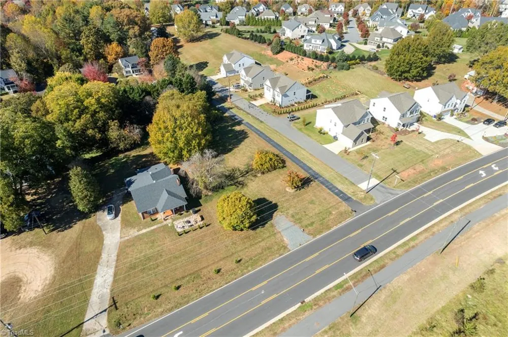 610 Meadowlark Drive Winston-Salem, NC 27106