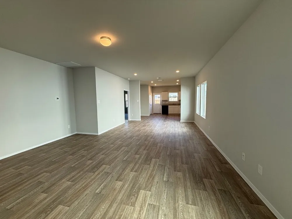 348 Jade Street Maxwell, TX 78656