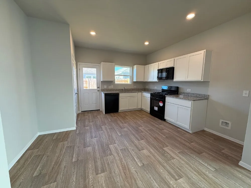 348 Jade Street Maxwell, TX 78656