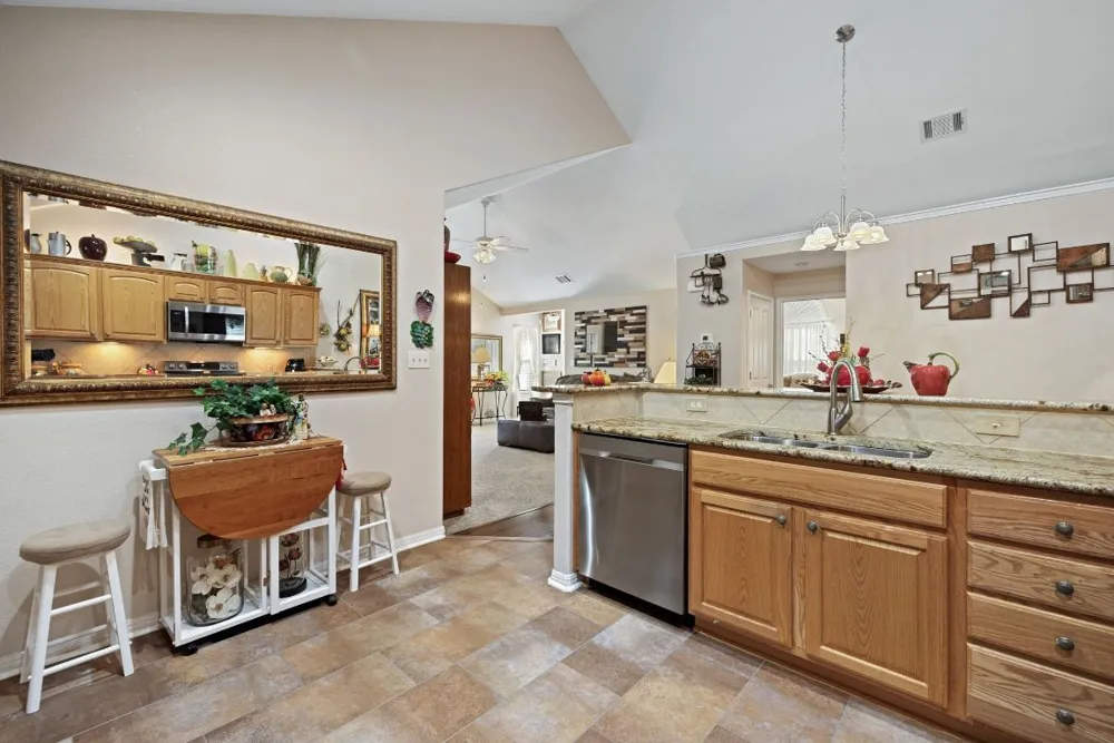 30 Wildwood Drive #32 Georgetown, TX 78633
