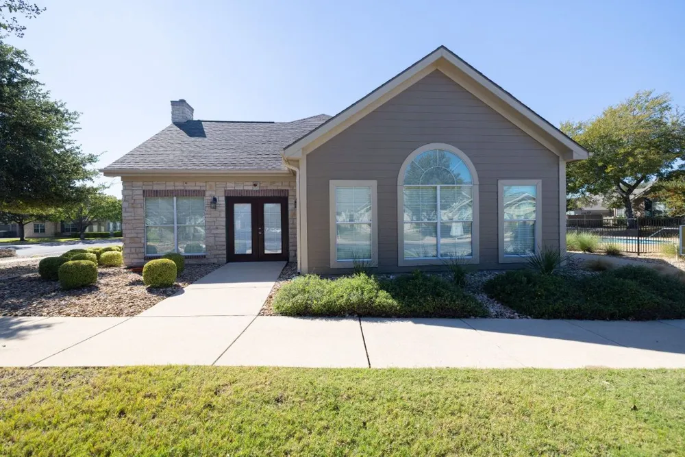 30 Wildwood Drive #32 Georgetown, TX 78633