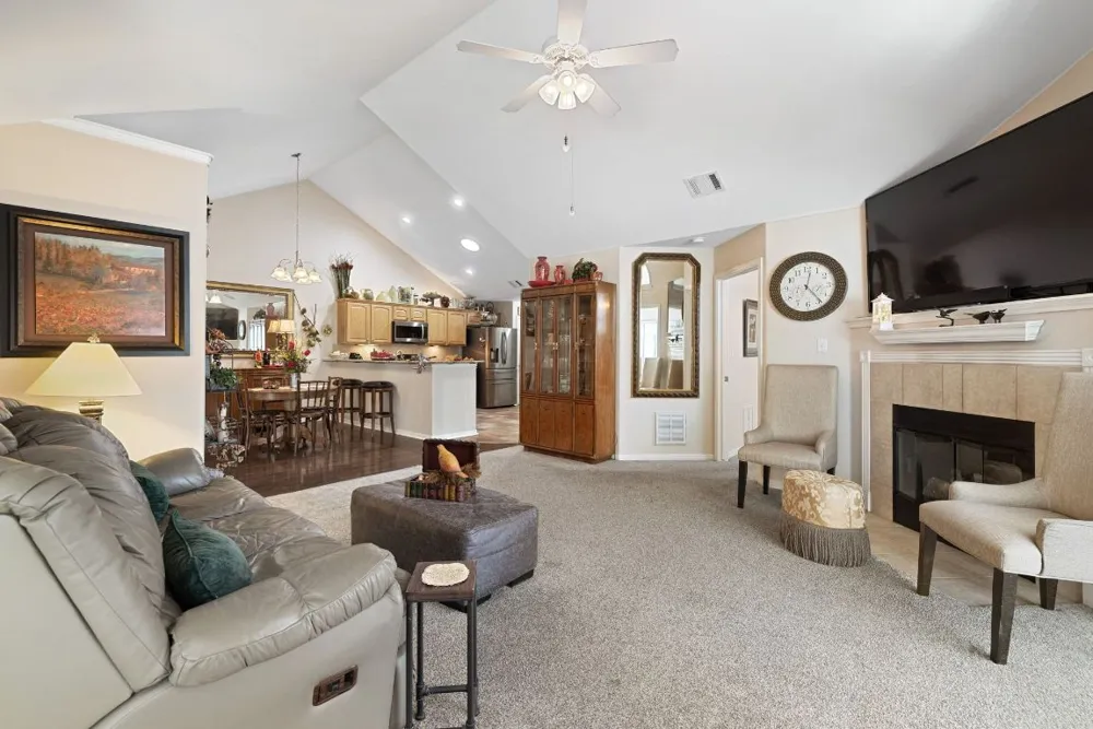 30 Wildwood Drive #32 Georgetown, TX 78633