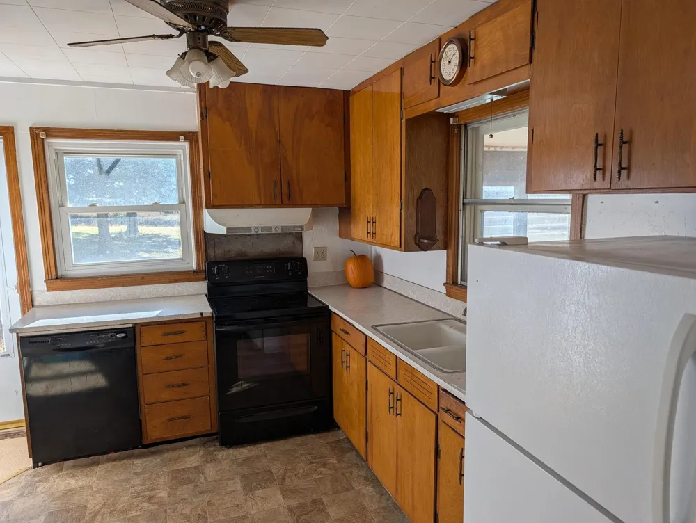 908 W State Street Kiester, MN 56051