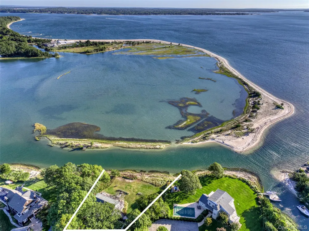 1455 Cedar Point Drive Southold, NY 11971