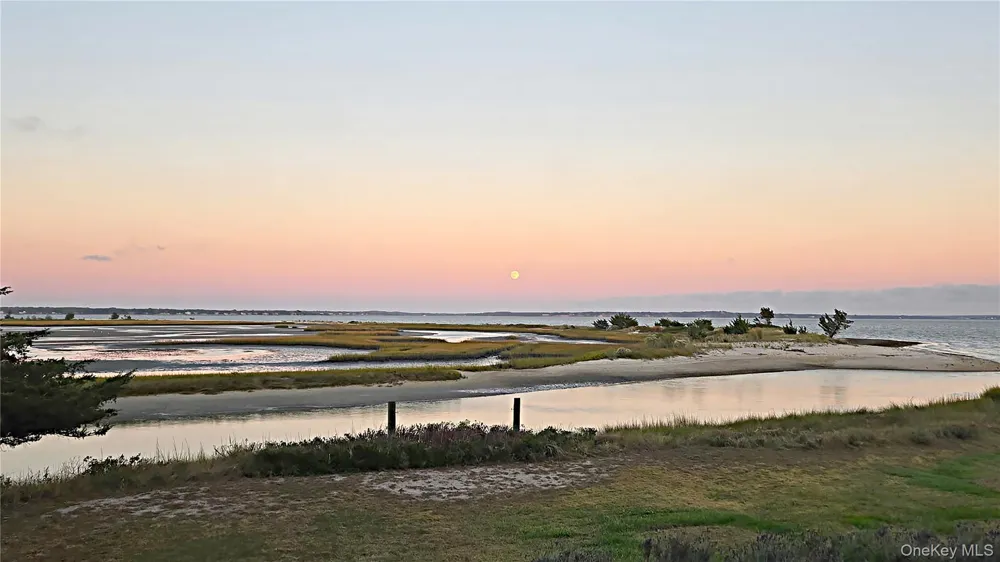 1455 Cedar Point Drive Southold, NY 11971