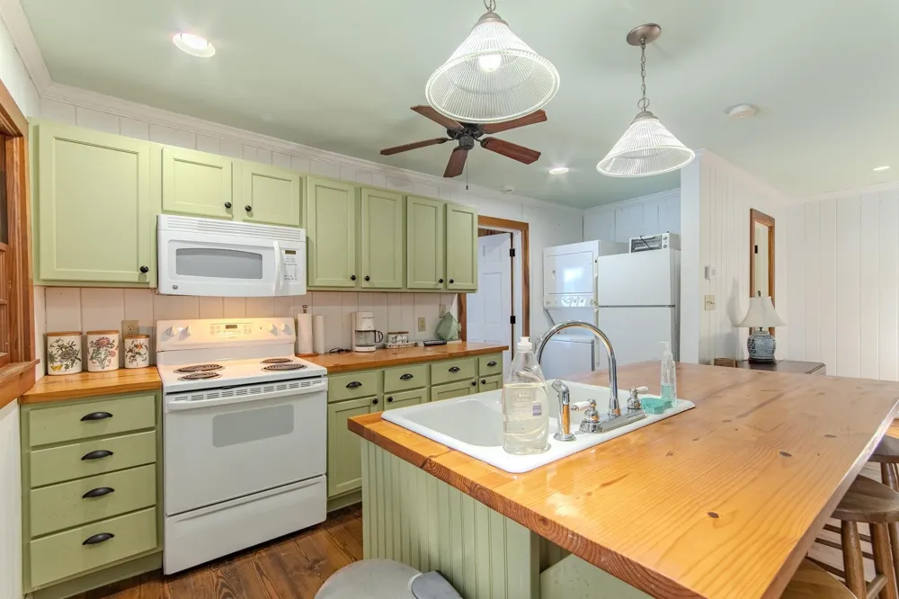 330 MAMIE WAY Counce, TN 38326