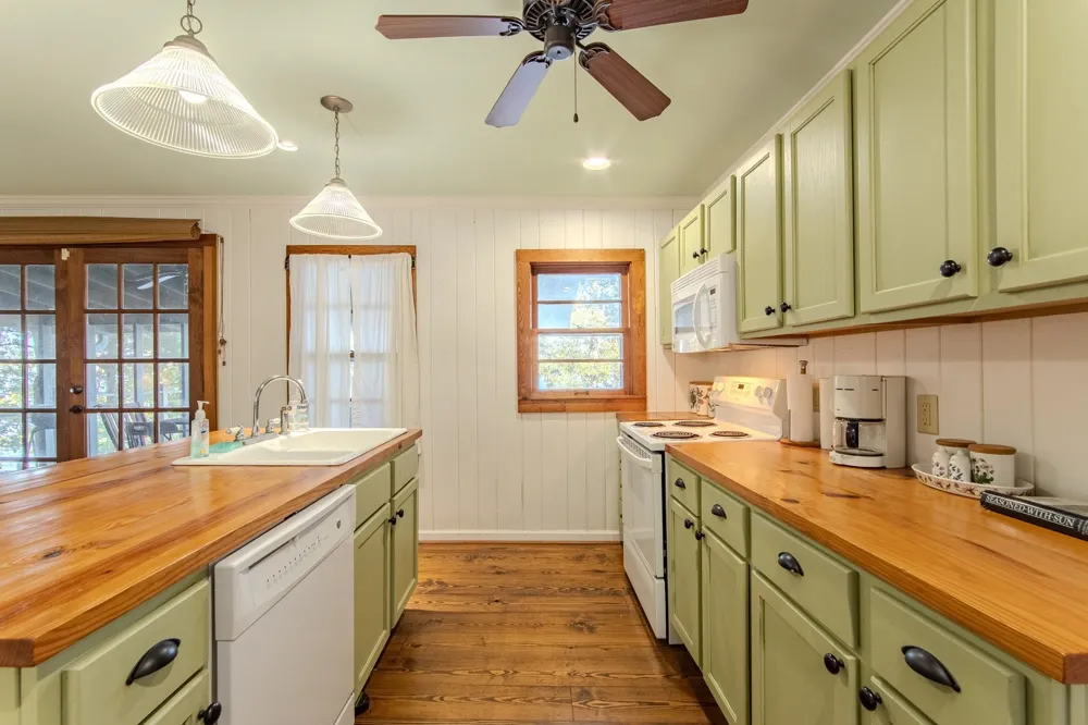 330 MAMIE WAY Counce, TN 38326
