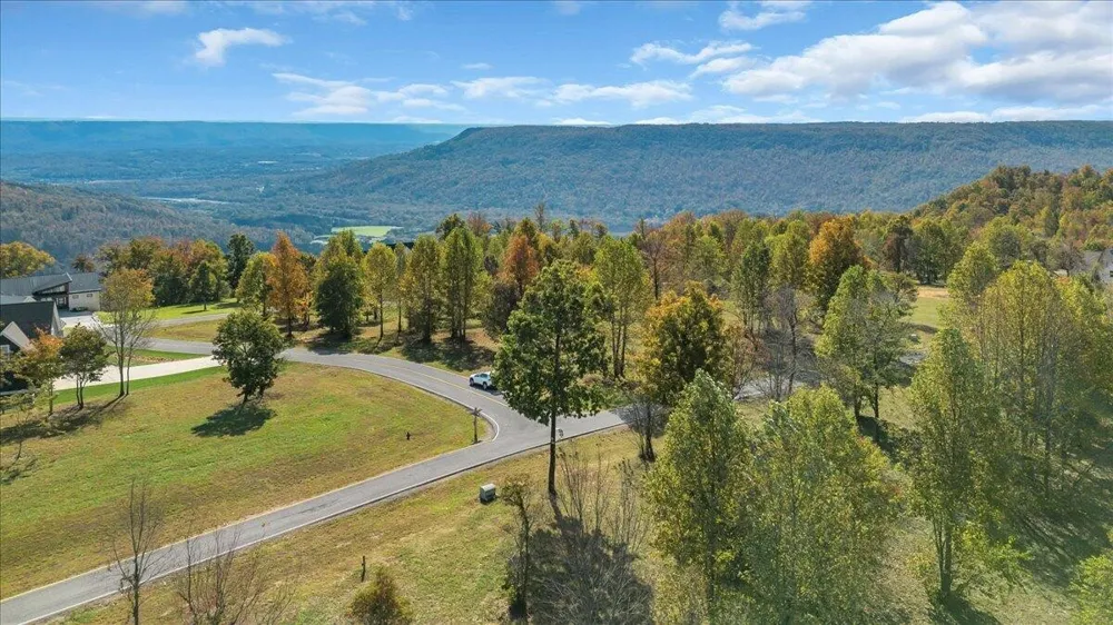 725 Sunset Circle Jasper, TN 37347