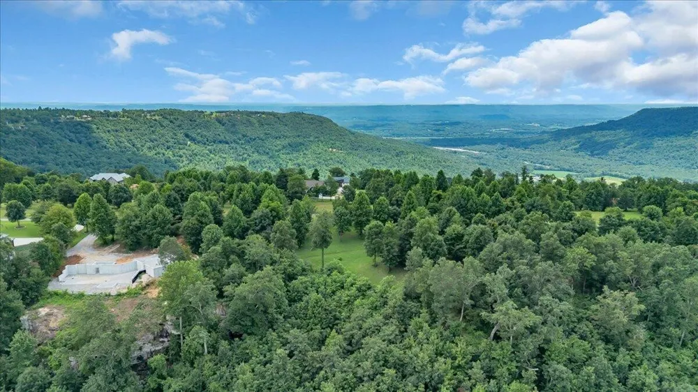 725 Sunset Circle Jasper, TN 37347