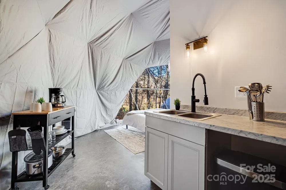 186 Meece Road Rosman, NC 28772
