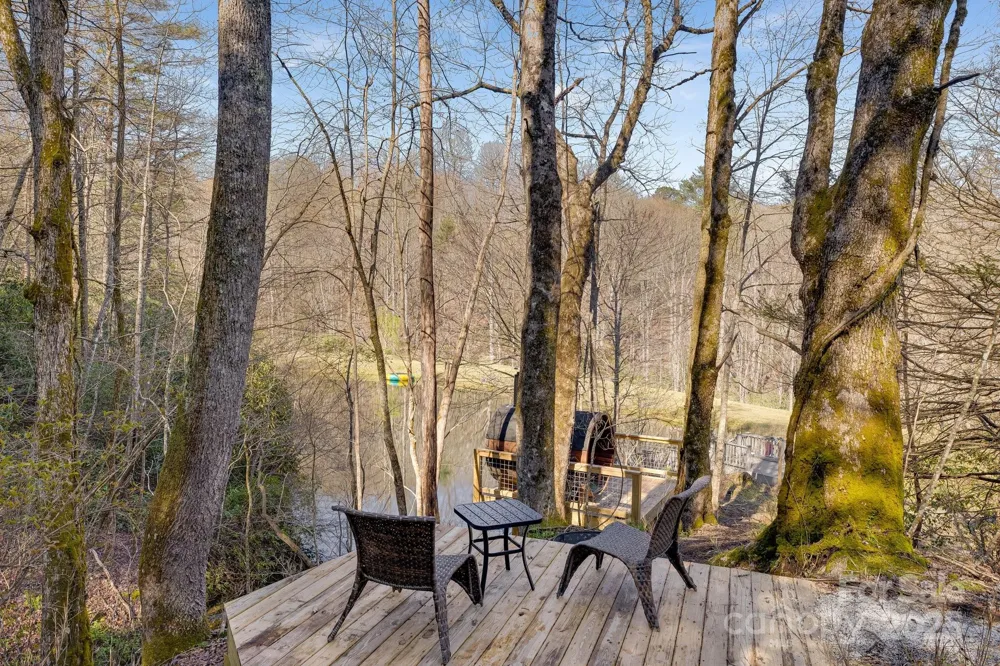 186 Meece Road Rosman, NC 28772