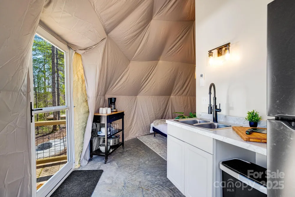 186 Meece Road Rosman, NC 28772