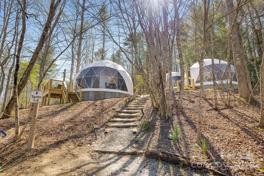 186 Meece Road Rosman, NC 28772