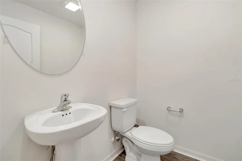 1691 WYNFORD CIRCLE Tavares, FL 32778
