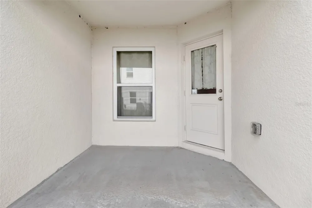 1691 WYNFORD CIRCLE Tavares, FL 32778
