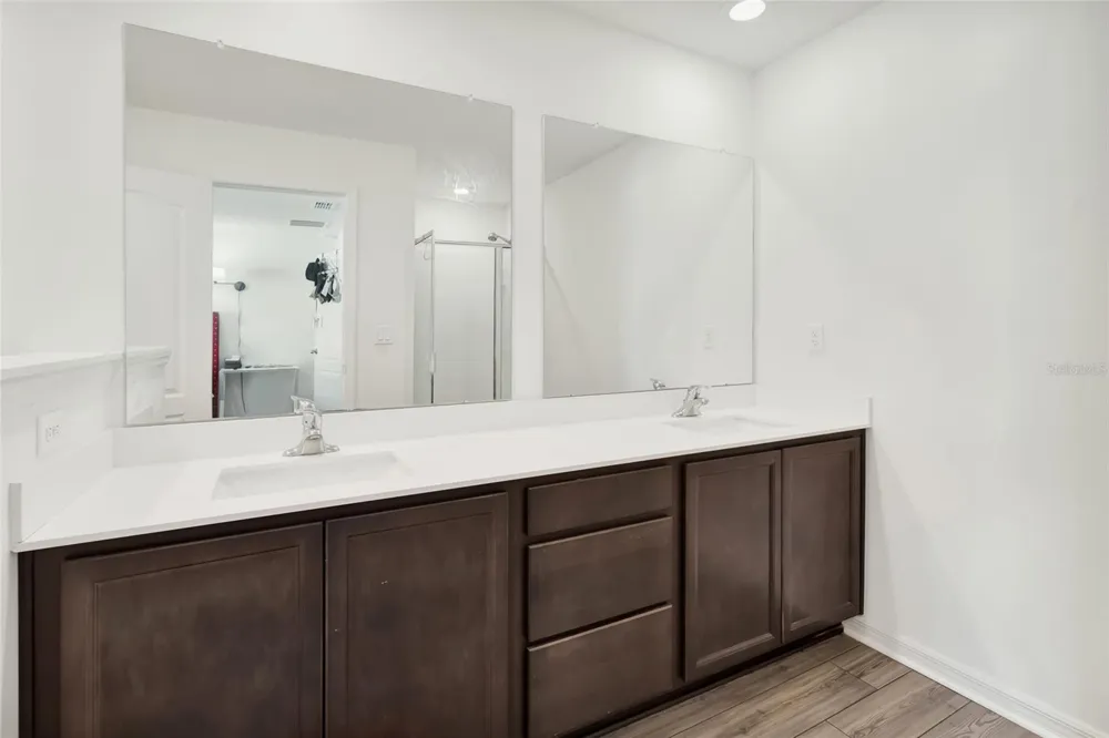1691 WYNFORD CIRCLE Tavares, FL 32778