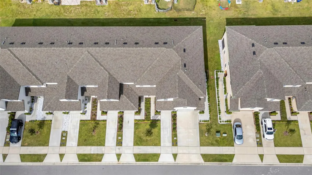 1691 WYNFORD CIRCLE Tavares, FL 32778
