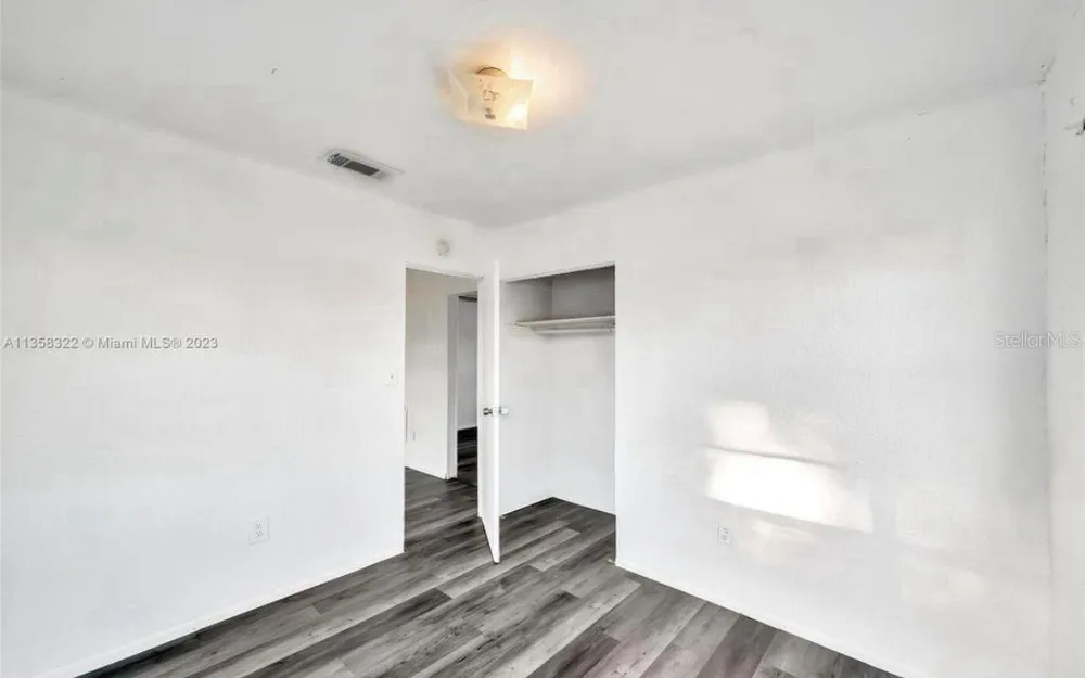 1001 16TH COURT Fort Pierce, FL 34950