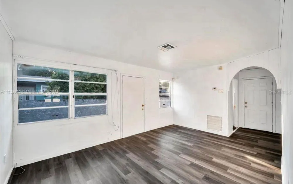 1001 16TH COURT Fort Pierce, FL 34950