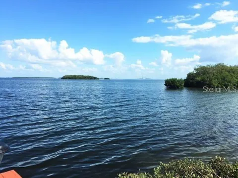 1515 PINELLAS BAYWAY S #15
