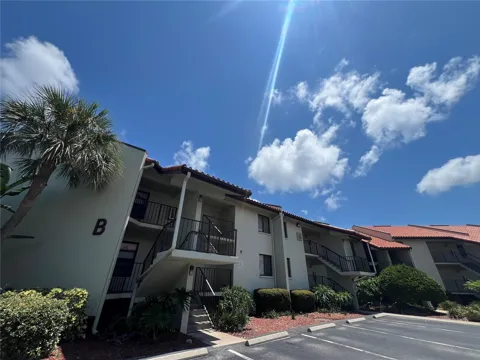 1515 PINELLAS BAYWAY S #15