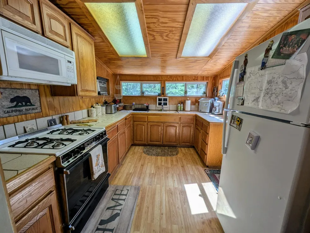 65066 Stellar Jay Lane Unincorporated, CA 93628