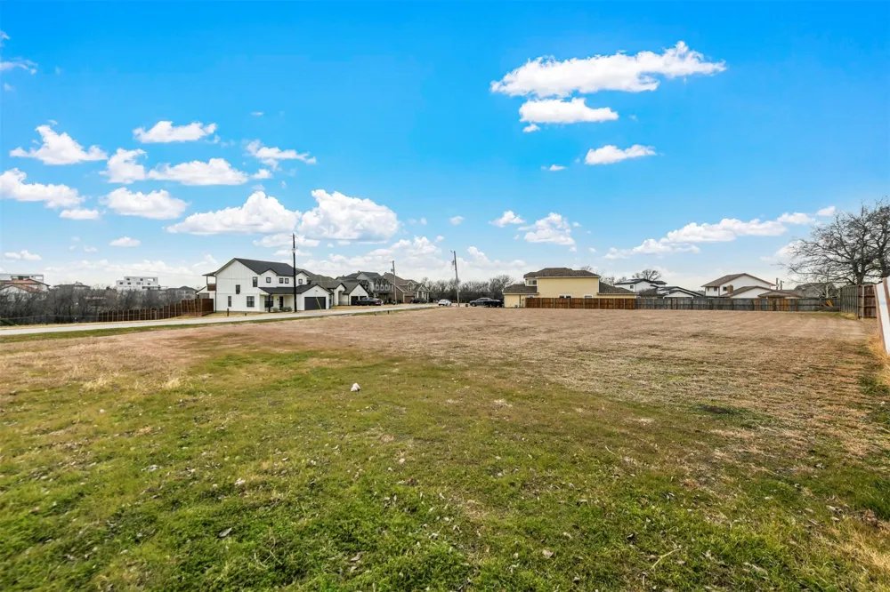 7612 W Shore Drive The Colony, TX 75056
